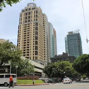 https://mosaic-tower-by-funsho-vacation-homes.angeleshotels.net